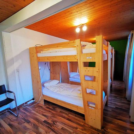 Downtown Hostel אינטרלאקן מראה חיצוני תמונה