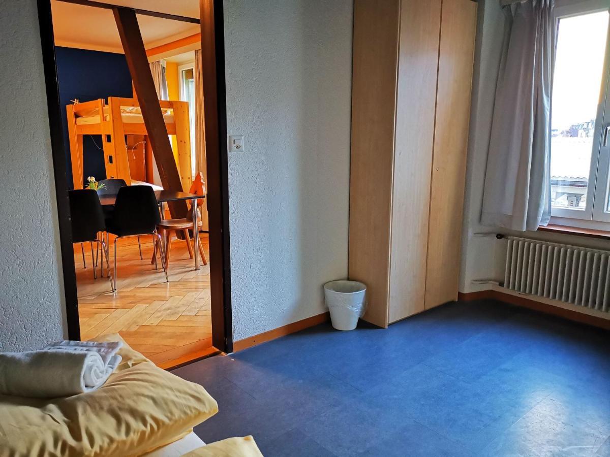 Downtown Hostel אינטרלאקן מראה חיצוני תמונה